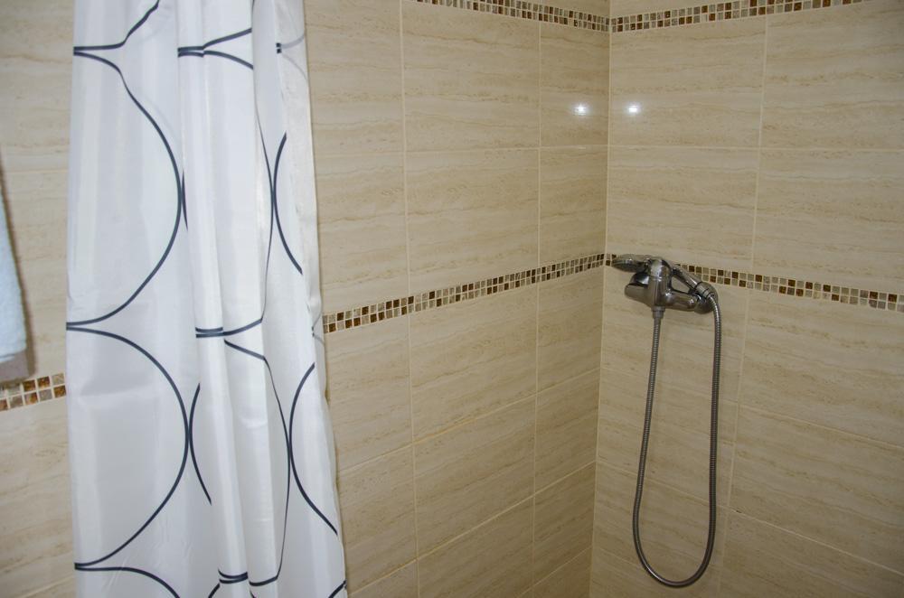 Liubava Hotel Поляна Екстериор снимка